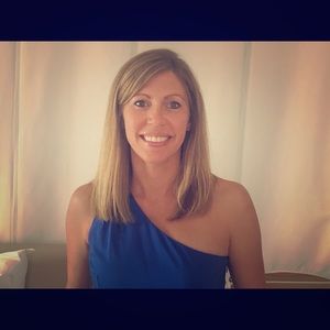 Meet your Posher, Laurie